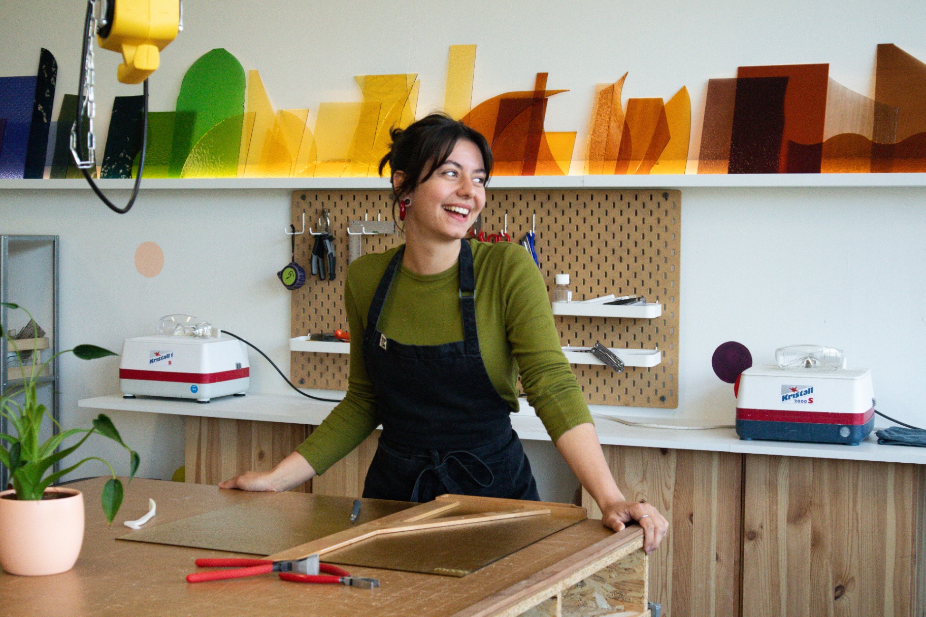 Milou, Oprichter, ontwerper & glazenier bij Lou Creations