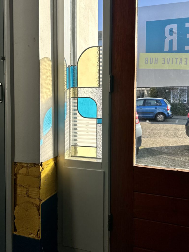 Voorzetramen met vrije vorm in branding kleuren